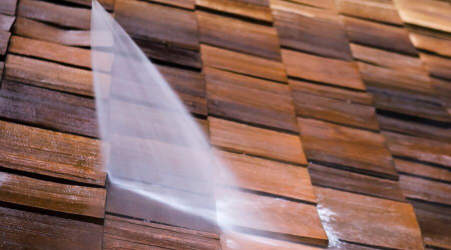 Professional gutter cleaning in Edwardsville, IL